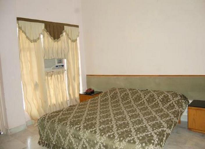 Hotel Sambodhi Bhopal Room photo
